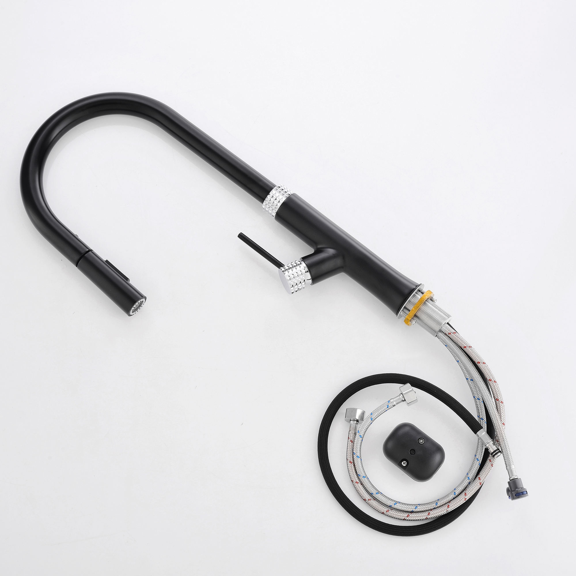 robinet de cuisine chrom&eacute;