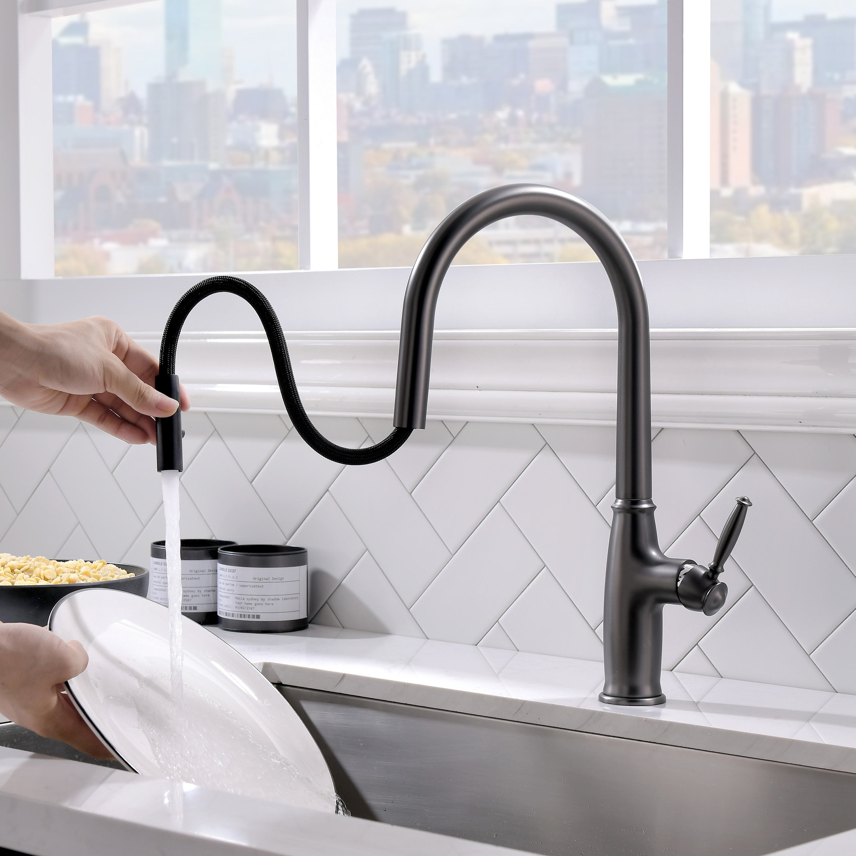 pull out sprayer faucet