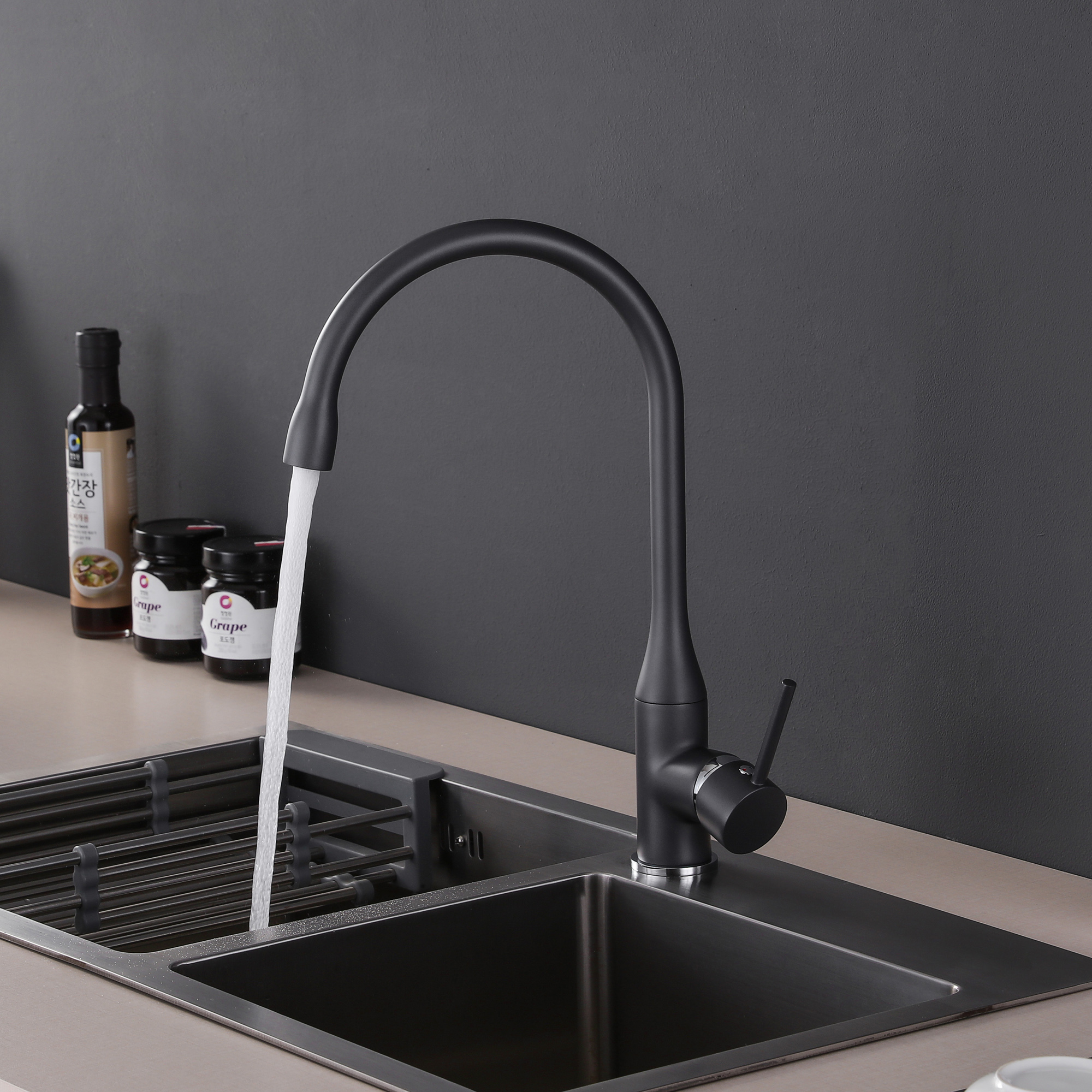 Stone Blackened Popular Hot And Cold Individual Style Sink Kitchen Water Faucet