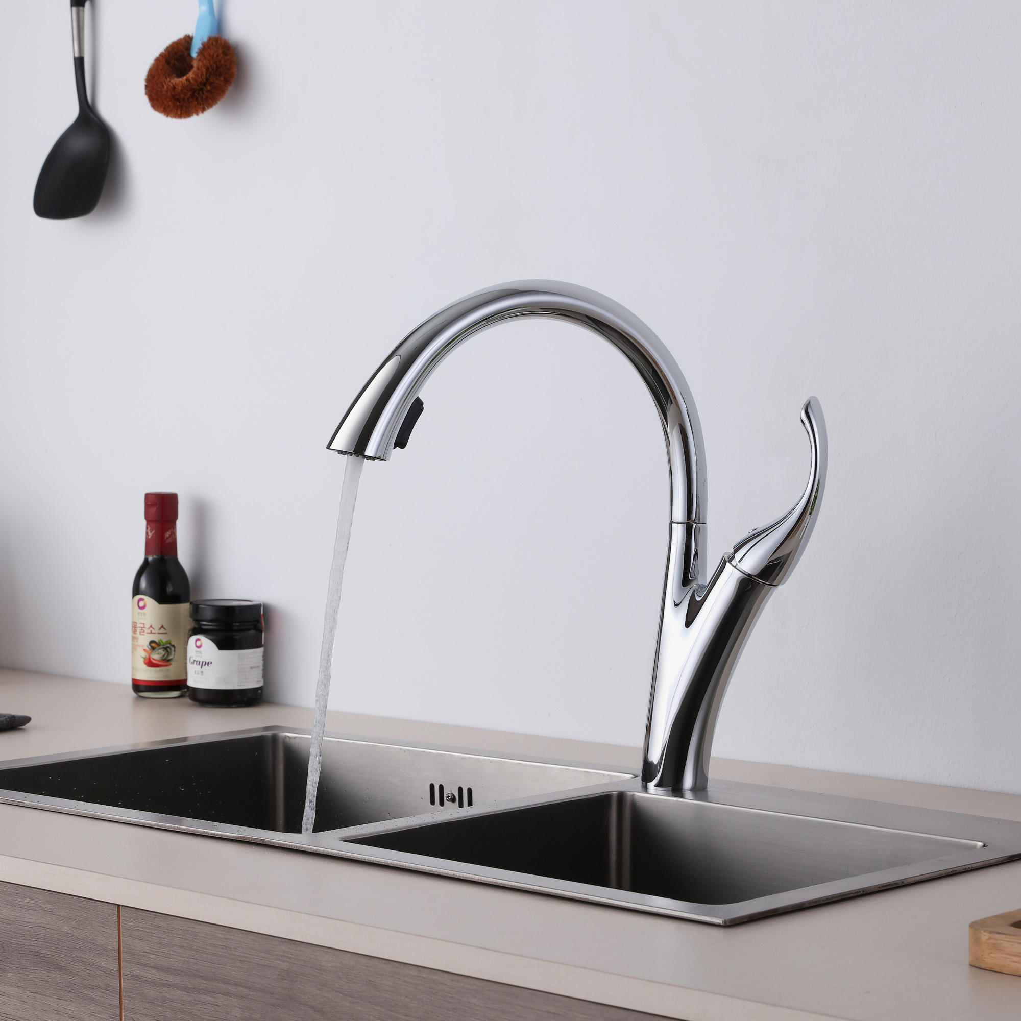 lowe kitchen faucets